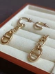 Серьги-кольца золотистые с подвеской - изображение 4