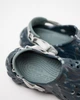 Мужские кроксы сабо Crocs Echo Marbled Clog 208454-0LE 39-40 (7M) 25 см Black Sand/Multi синие (12130039) - изображение 10