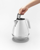 Електрочайник DeLonghi Icona Capitals KBOC2001.W - зображення 3
