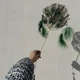 Традиционный круглый веер с перьями павлина "Великолепное богатство" - изображение 2