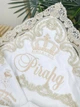 Крыжма для мальчика из набора Family Tradition велюровая махра с вышивкой и кружевом 100х100 см белая Крещение Ричарда - изображение 2
