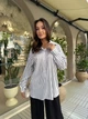 Шелкова женская рубашка в полоску серого цвета 33928 42/46 - изображение 4