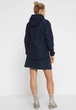 Женская куртка Jack Wolfskin на мембране Texapore трекинговая туристическая на утяжках синего цвета размер S - изображение 3