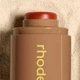Кремовые румяна Rhode "SUN SOAK" Pocket blush - изображение 4