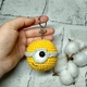 Брелок Посіпака іграшка в'язана ручної роботи Hand Made амігурумі 5х4 см Жовтий 202-88-2 - зображення 2