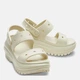 Женские сандалии Crocs Mega Crush Sandal Bone 207989-2Y2 34-35 (M3/W5) 21 см Бежевые (196265105090) - изображение 2