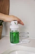 Дозатор для моющего средства c подставкой для губки KitchenAid Sinkware KEG887OSWH 350 мл белый - изображение 8