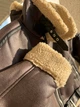 Дубленка женская Aftf Basic 265 короткая ремень молния с мехом экокожа M коричневая - изображение 8