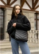 Жіноча сумка кросбоді з декоративною прострочкою SAMBAG Чорна (989027525) - зображення 7