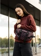 Велика тканинна жіноча поясна сумка бананка SAMBAG Чорна з принтом (1105038721) - зображення 1