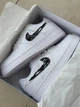 Женские кроссовки белые Air Force 1 Low Molten Metal Black Swoosh 40 - изображение 5