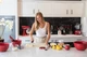 Набор мерных ковшиков KitchenAid Universal KQG058OHERE 4 шт красный - изображение 5