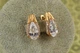 Серьги Xuping Jewelry Сонет с белым камнем 1,7 см золотистые - изображение 1