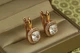 Сережки Xuping Jewelry Титан із білим каменем 2,3 см золотисті - зображення 2