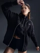 Толстовка на молнии с капюшоном на флисе женская Nike Sportswear Phoenix Oversized Fleece DQ5758-010 S Black/Sail (0196149282947) - изображение 1
