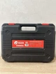 Аккумуляторный секатор Edon UPS-21A (21В, пластиковый кейс, 2 аккумулятора, запасное лезвие в комплекте) - изображение 3