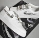 Чолочі кросівки білий Air Force 1 Low Molten Metal Silver 45 - зображення 1
