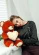 Плюшевий ведмедик Френк 65 см Teddy Boom коричневий із серцем - зображення 3