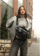 Большая женская поясная сумка бананка Sambag DynamicDart графитовая - изображение 8