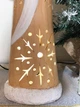 Новогодняя статуэтка из керамики с LED-подсветкой «Дед Мороз в бежевом кафтане» Villa Grazia - изображение 8