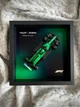 Рамка для колекціонування LEGO Speed Champions Aston Martin Aramco F1 Team із фоном та склом - изображение 2