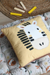 Poduszka dekoracyjna do pokoju dziecka Stof Coquin zebra 40x40 cm (3665269329124) - obraz 3
