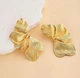Сережки большого размера 7.5х4 см Золотистые цветы - изображение 8
