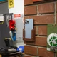 Навесная подставка для мобильных телефонов смартфонов LEAN на 1 отсек (N311161) лхдф венге - изображение 11