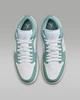 Кроссовки женские Jordan Air 1 Low 36 Комбинированный DC0774-138 - изображение 4