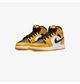 Кросівки підліткові Jordan 1 Mid Taxi (Gs) 37.5 Жовтий 554725-701 - зображення 3