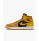 Кросівки жіночі Jordan Wmns Air 1 Mid Orange 38 Зелений BQ6472-700 - зображення 2