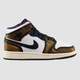 Кроссовки женские Jordan 1 Mid Se (Gs) 38 Белый DQ8418-071 - изображение 2