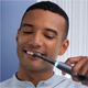Elektryczna szczoteczka do zębów Oral-B iO Series 7 Czarna - obraz 10