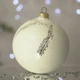 Новогодний шар на елку Santa Shop Сахарная Снеговик Молочный 10 см (7806723209101) - изображение 3