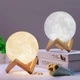Лампа ночник 3D Magic LED Moon с эффектом поверхности луны мягкое свечение для комнаты и спальни - изображение 1