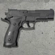 Пневматичний пістолет Borner Z122 (Sig Sauer P226) + 250 кульок + 5 шт балон СО2 - изображение 2