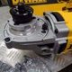 Шліфмашина кутова мережева DeWALT, 2200 Вт, d=230 мм, 6600 об/хв, вага 5.2 кг (DWE494) - зображення 6