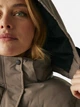 Куртка зимняя длинная женская Regatta Eryn RWN411-ZXN 38 Коричневая (5063516111405) - изображение 5