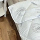 Одеяло евро стеганое зимнее из искусственного лебединого пуха Leri Max 21459 200х215 см белое - изображение 2