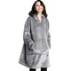 Плед толстовка с капюшоном и рукавами Huggle Hoodie оверсайз. Цвет: серый (064x) - изображение 5