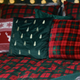 Комплект постільної білизни Homla Holly Jolly Tartan Підковдра 220 x 200 см + 2 наволочки 70 x 80 см бавовняний в клітинку Червоно-зелений (5902869942031) - зображення 3