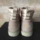 Жіночі уггі с Галошами Бежеві Замш Унісекс UGG Classic Mini Lace-Up Beige Suede (38, бежевий) - изображение 9