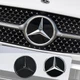 Емблема решітки Mercedes W253 чорна глянецева d=205 мм пластик (на защіпках) ОЕМ A0008880160 - изображение 3