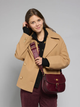 Torebka crossbody damska ze skóry naturalnej mała na szerokim pasku The Bridge Isadora 045315D3 YF Bordowa (800070346573) - obraz 2
