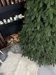 Искусственная литая елка Форест Прайм высотой 1.7 м изысканная новогодняя елка с густыми ветвями и складной металлической подставкой для дома Зеленый - изображение 5