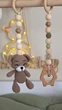 Напольный мобиль BABY GYM с игрушками, стойка Монтессори, тренажер для младенцев, Лесной, коричневый медвежонок и серый зайка - изображение 3
