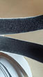 Лента-липучка на клеевой основе 2.5 см х 5 м Черная (VELCRO-2.5x500BL) - изображение 6
