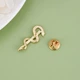 Брошь-значок унисекс BROCHE бижутерия Медицина Змея Скальпель золотистая BRGV112923 - изображение 3