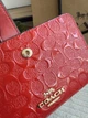 Гаманець coach medium corner zip wallet червоний натуральна шкіра + подарункове пакування - изображение 6