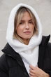 Тепла Шапка Капюшон Вязаний Капор біла жіноча Without Lisa Woman Білий (366837) - зображення 2
